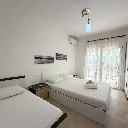 Relaxing Balcony Escape - Free Parking -5 Guests *