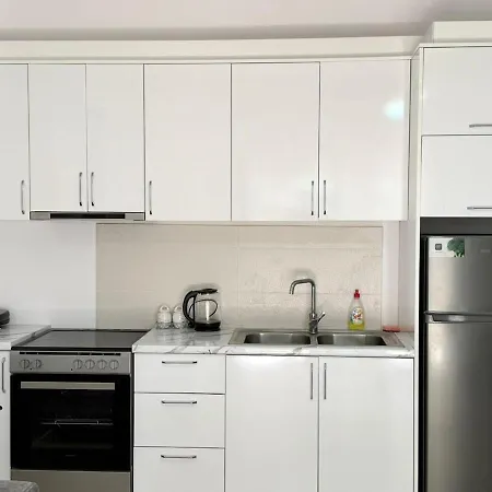 Relaxing Balcony Escape - Free Parking -5 Guests * Vlorë